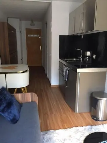 Apartment Studio Cabine Chalet Club III Entierement Renove Tignes France